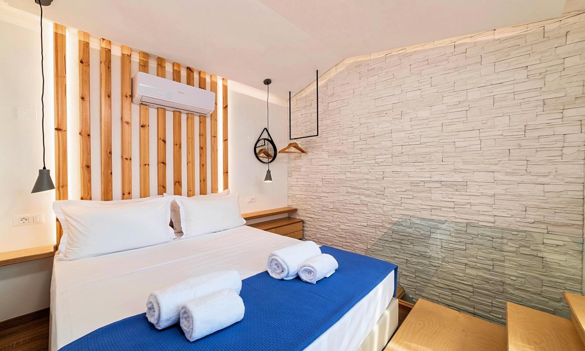 Aelia Suites Istro Exterior photo
